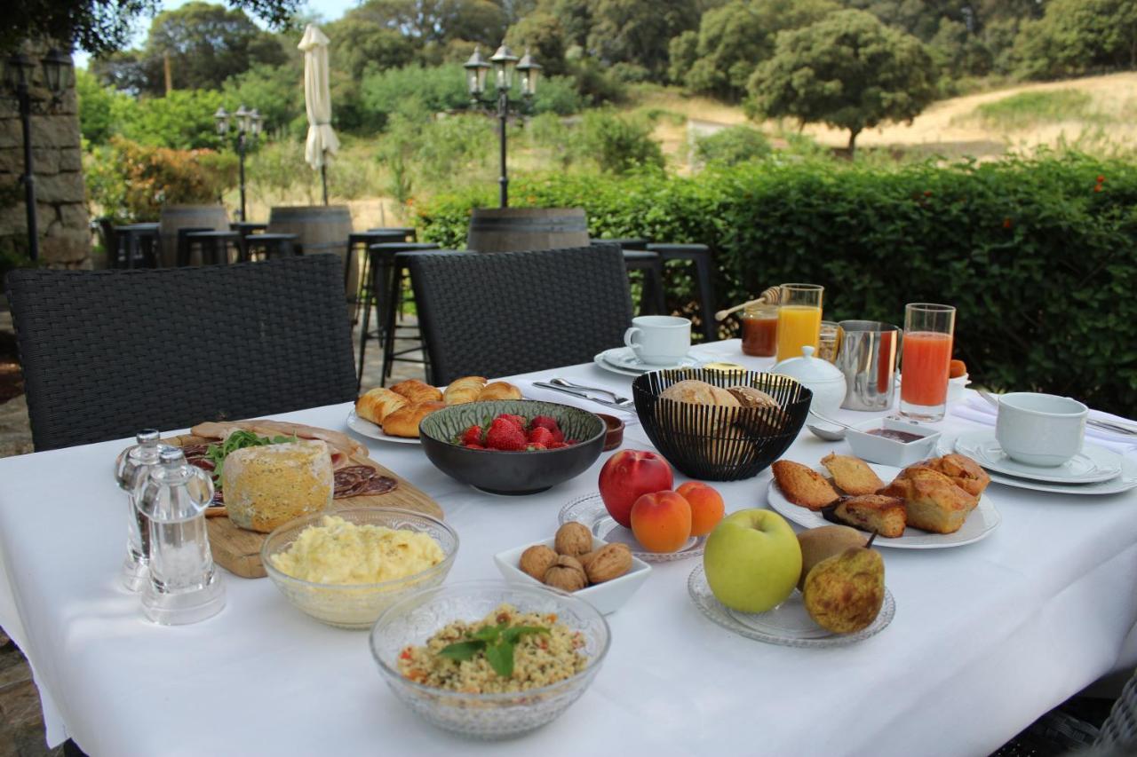 Hotel & Restaurant Les Bergeries D'Алата Экстерьер фото