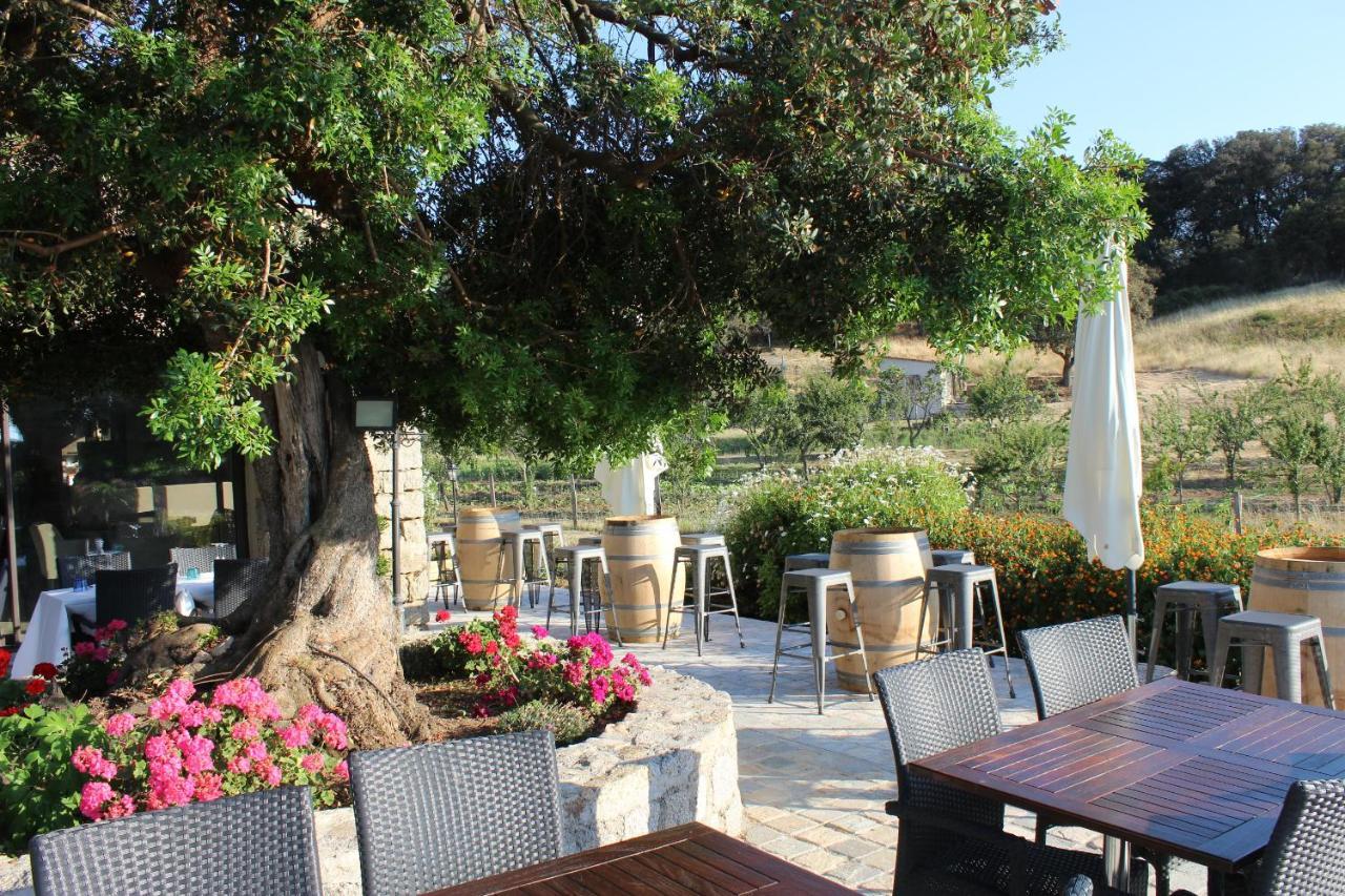 Hotel & Restaurant Les Bergeries D'Алата Экстерьер фото