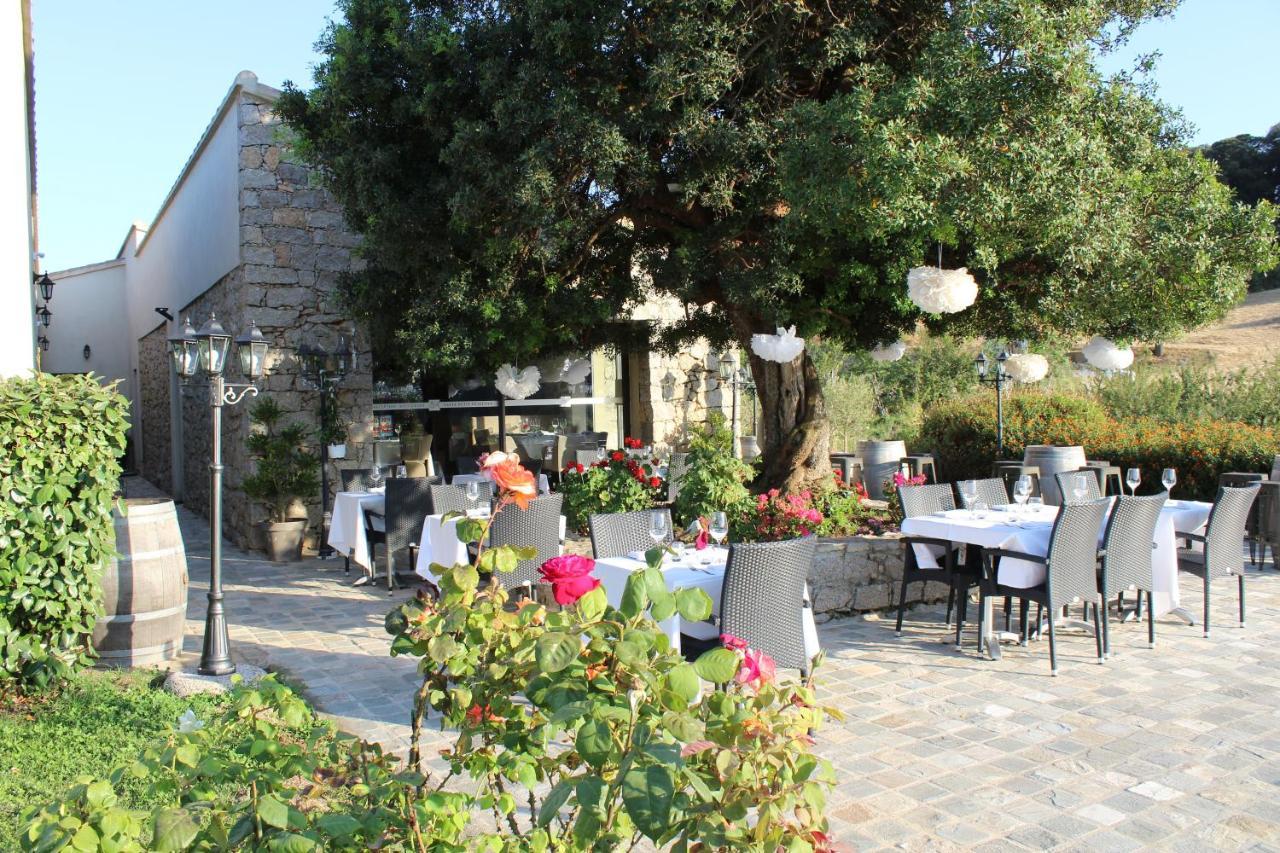 Hotel & Restaurant Les Bergeries D'Алата Экстерьер фото