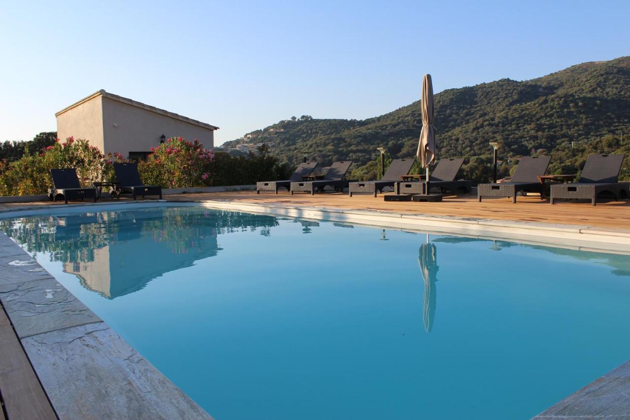 Hotel & Restaurant Les Bergeries D'Алата Экстерьер фото