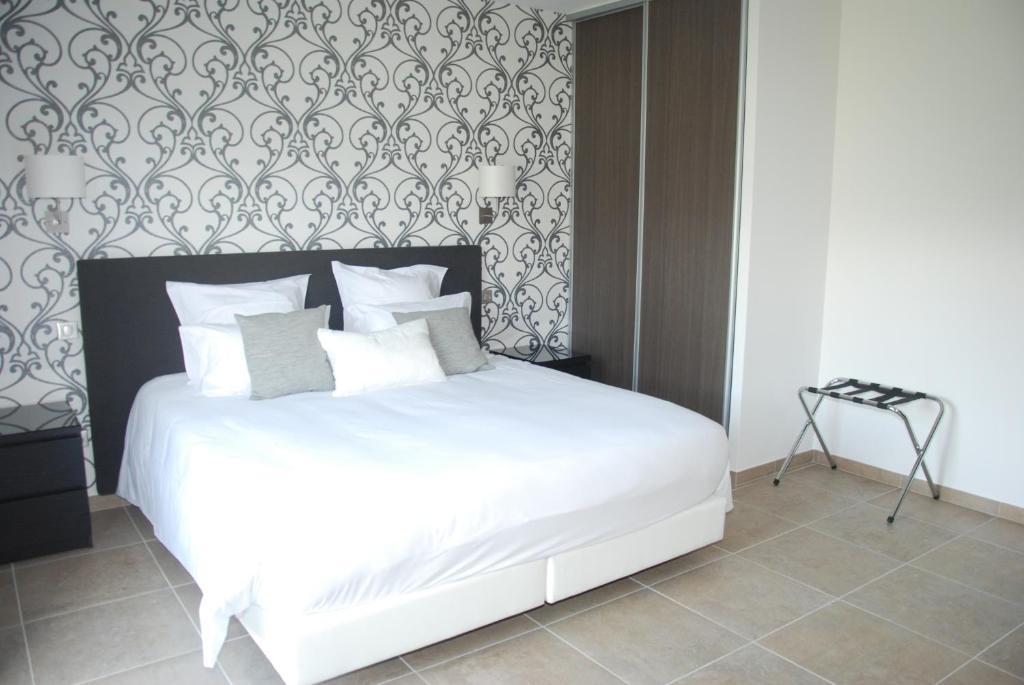 Hotel & Restaurant Les Bergeries D'Алата Номер фото